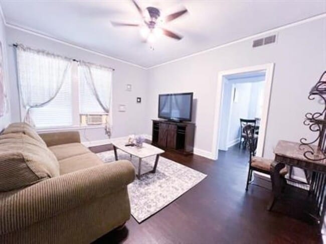 Photo - 128 Stonewall St Apartment