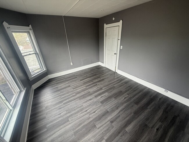 Building Photo - 2153 W 96th St