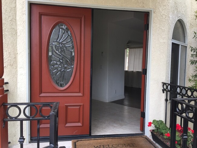 Building Photo - 1815 Morgan Ln