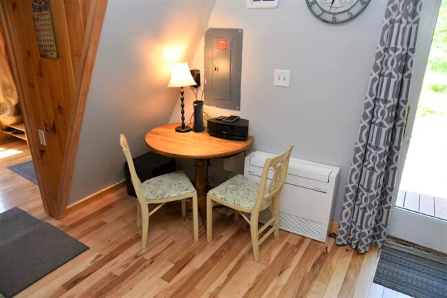 Foto del edificio - 139 Alan A Dale Dr