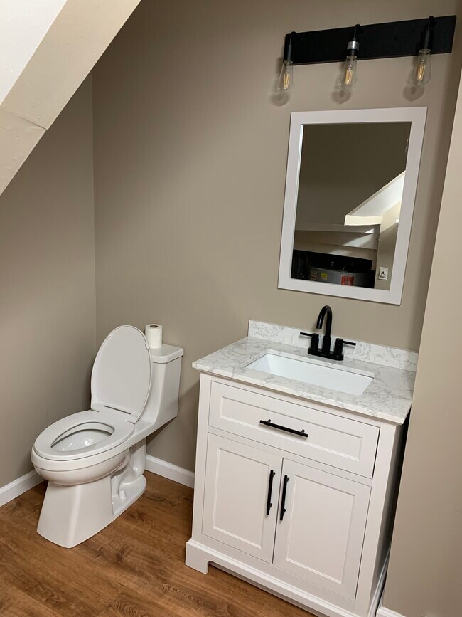 Foto del edificio - 302 Northwinds Dr