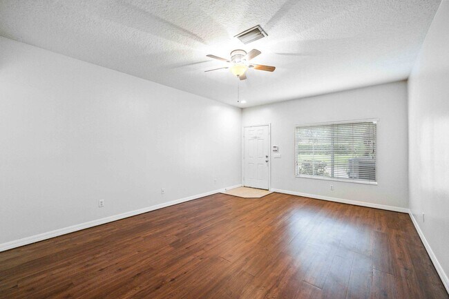 Foto del edificio - 347 Cape Harbour Loop #103 (Heritage Harbour)