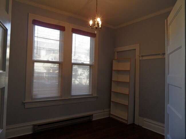 Building Photo - 336 18th Ave