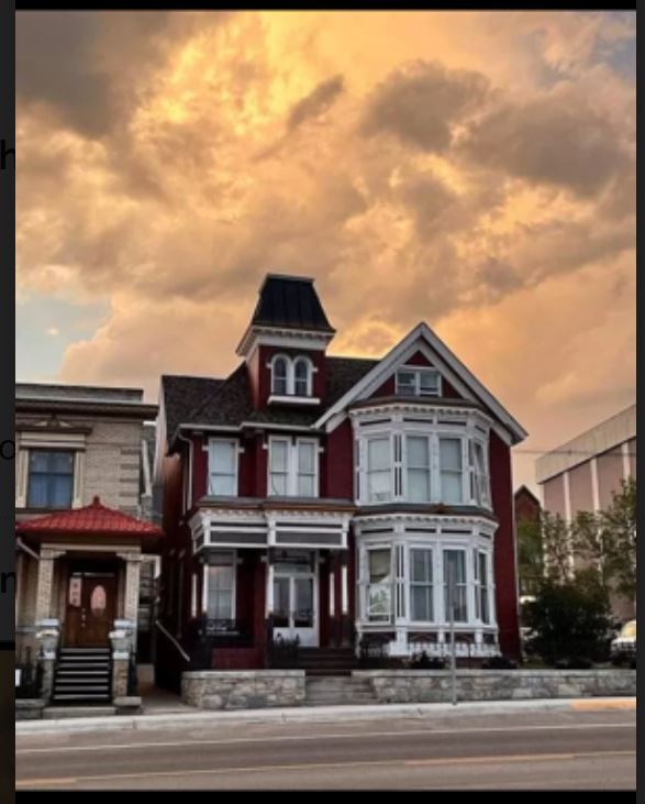 Primary Photo - 301 W Park St