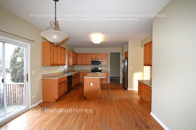 Foto del edificio - 16332 Hidden River Dr