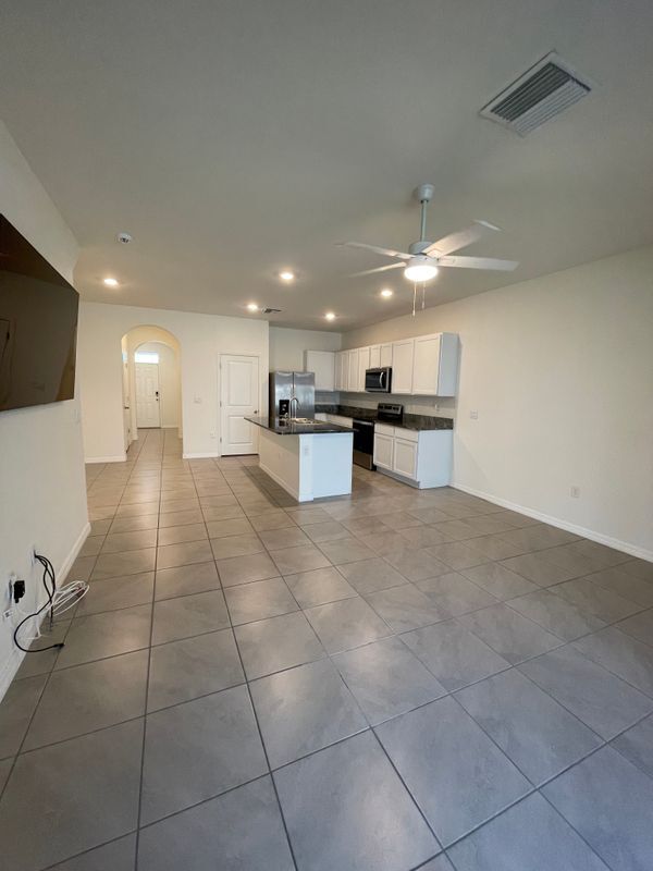 Foto del edificio - 2883 Peony Pr Ln