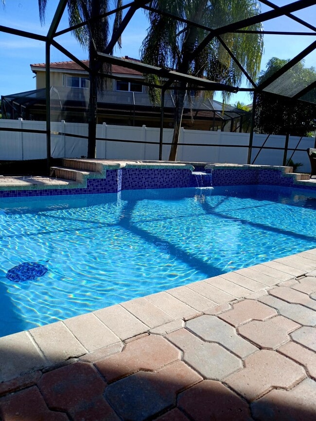 Foto del edificio - 2353 SW 181st Terrace