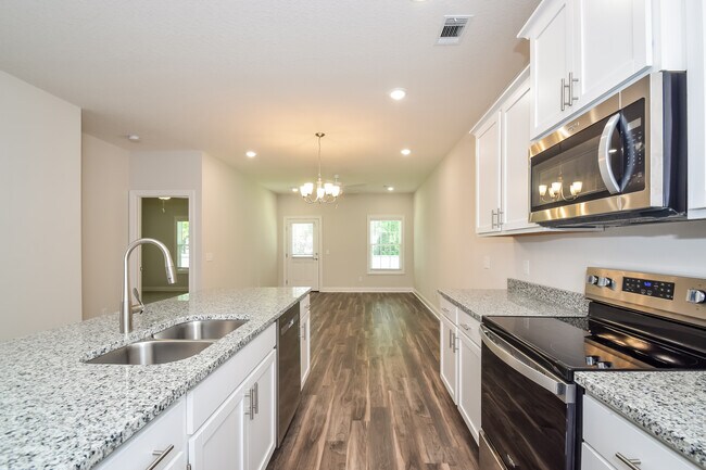 Foto del edificio - 1161 Walker Point Way, Brunswick, GA