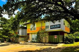 Building Photo - 2703 Swisher St