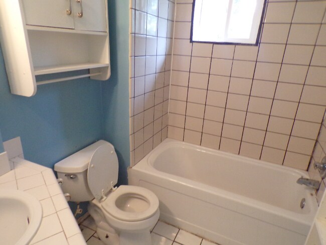 Building Photo - 96 Alabama Ave