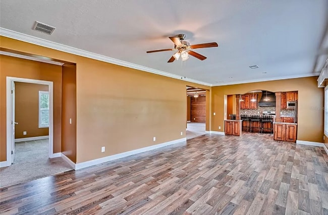 Building Photo - 10531 NE 93 Ln