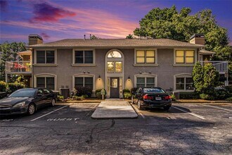 Building Photo - 1538 Chantilly Dr NE