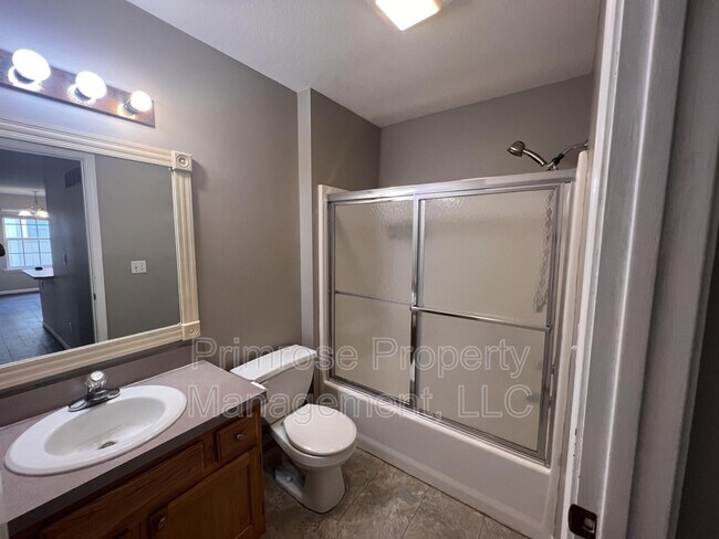 Building Photo - 4968 Stoneback Dr