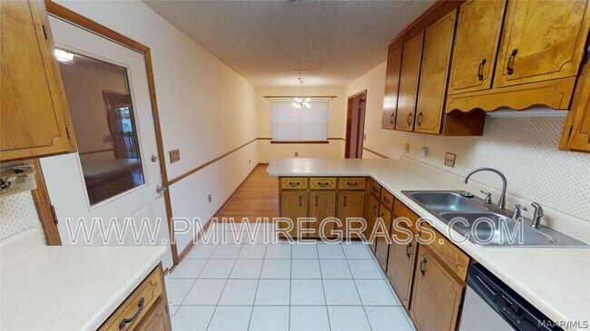 Foto del edificio - 10820 Co Rd 1