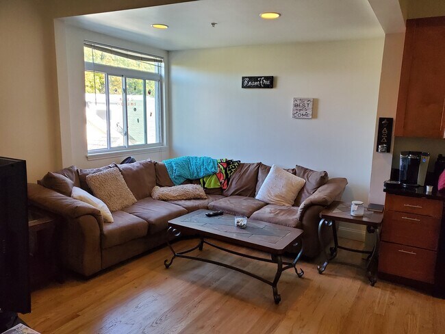 Foto del edificio - 811 Madison Ave