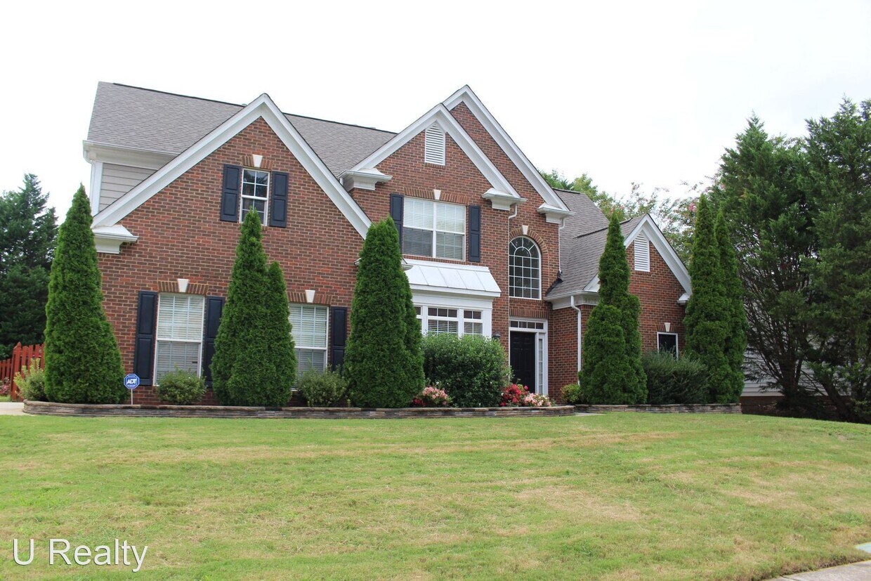 5010 King Arthur Dr, Charlotte, NC 28277 House Rental in Charlotte