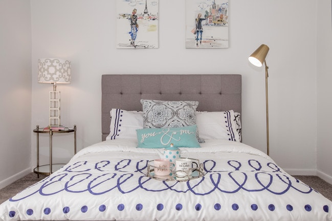 Building Photo - The Quinn at Westchase