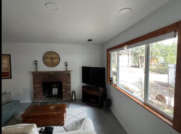 Foto del edificio - 929 Harold Dr