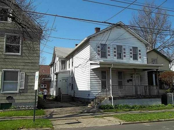 Primary Photo - 506 E 8th St