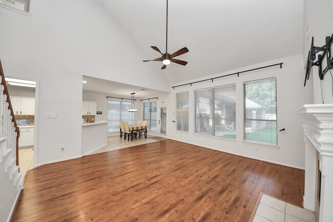 Building Photo - 3715 Hawkins Ct