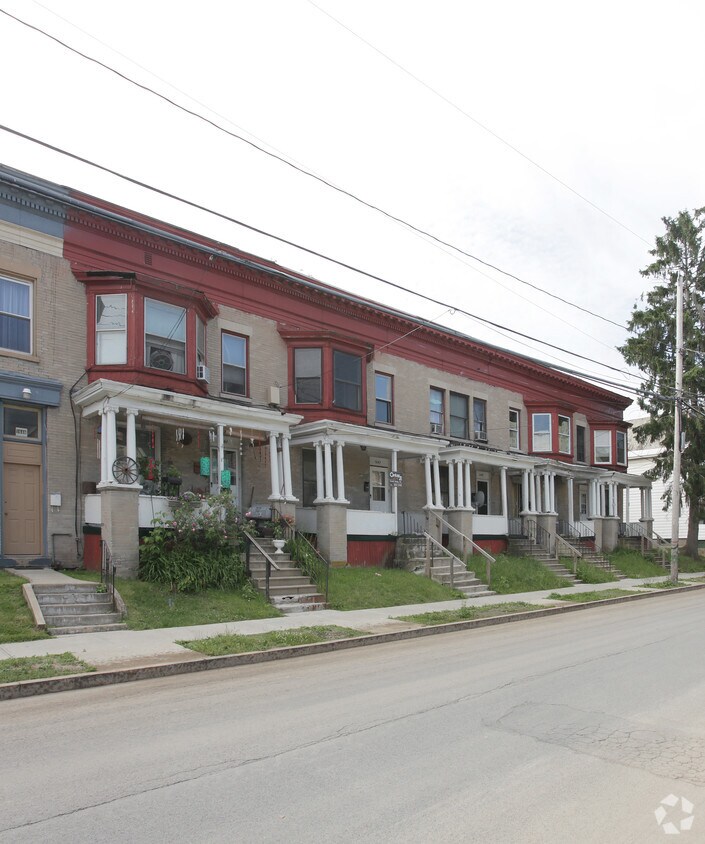 Building Photo - 1636 Foster Ave