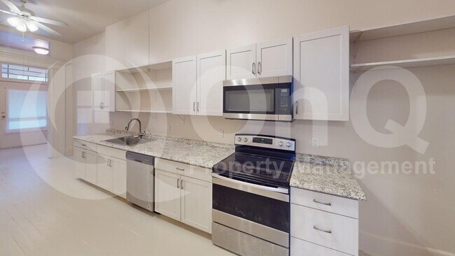 Foto del edificio - 324 S 6th Ave