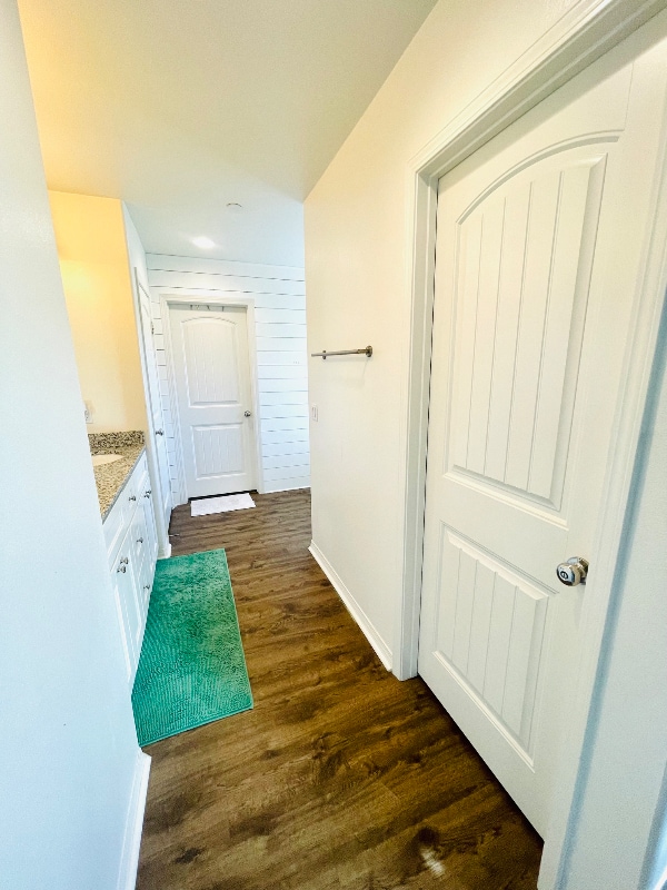 Building Photo - 5615 Garibaldi Way