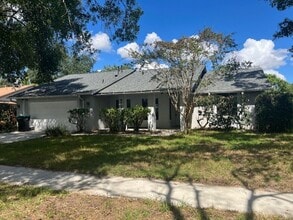 Building Photo - 9517 Fitzsimmons Dr