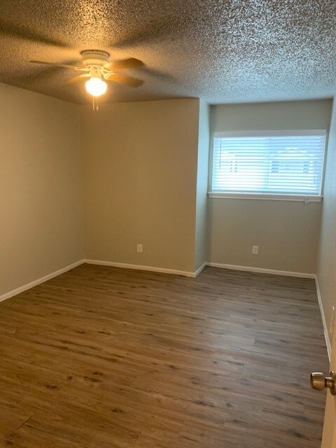 Foto del edificio - 6205 Jackson Rd