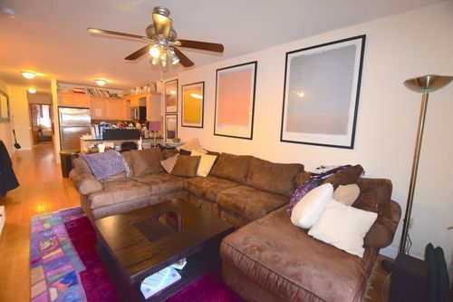 Foto principal - 319 W 101st St