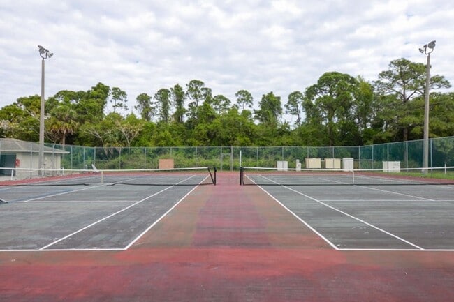 Building Photo - 55+ Vista St. Lucie Community!