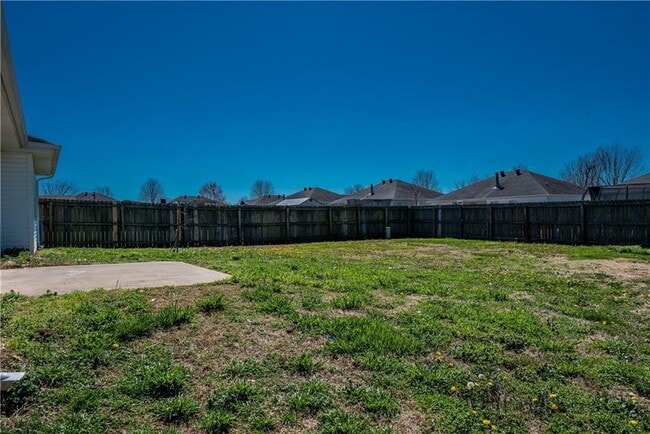 Building Photo - 6604 SW Springwood St