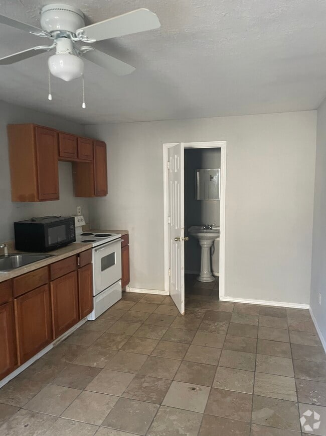 Apartments for Rent in 75211