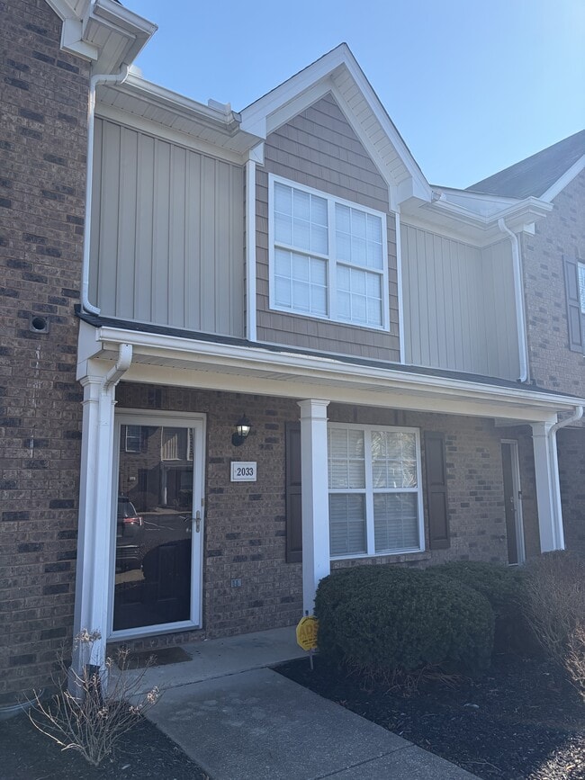 Photo - 2033 Victory Gallop Ln Townhome