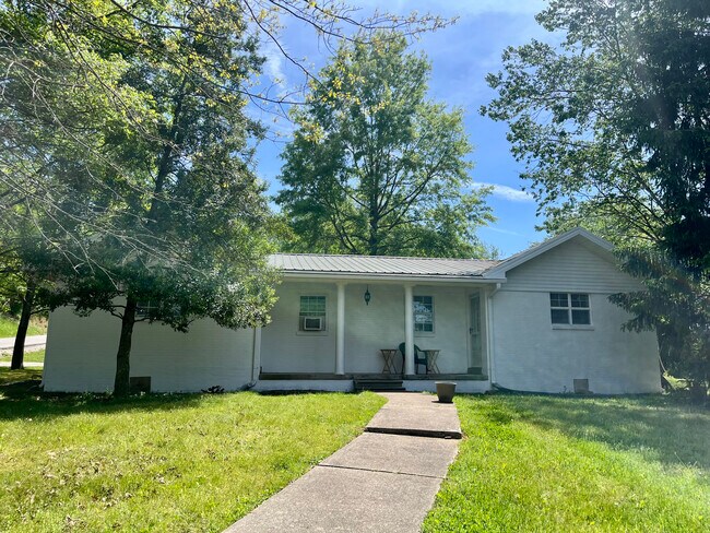 Foto del edificio - 6603 New Bowling Green Rd