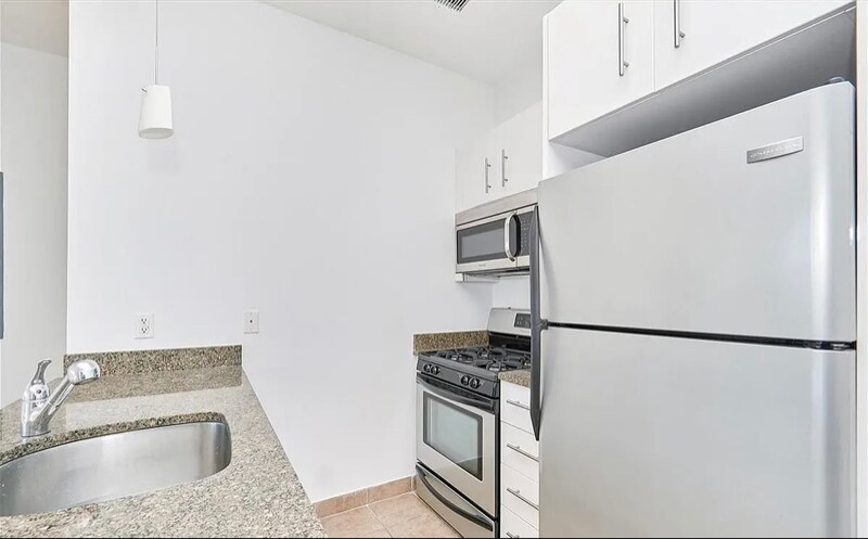 Photo - 110 4th Ave (Brooklyn, NY)