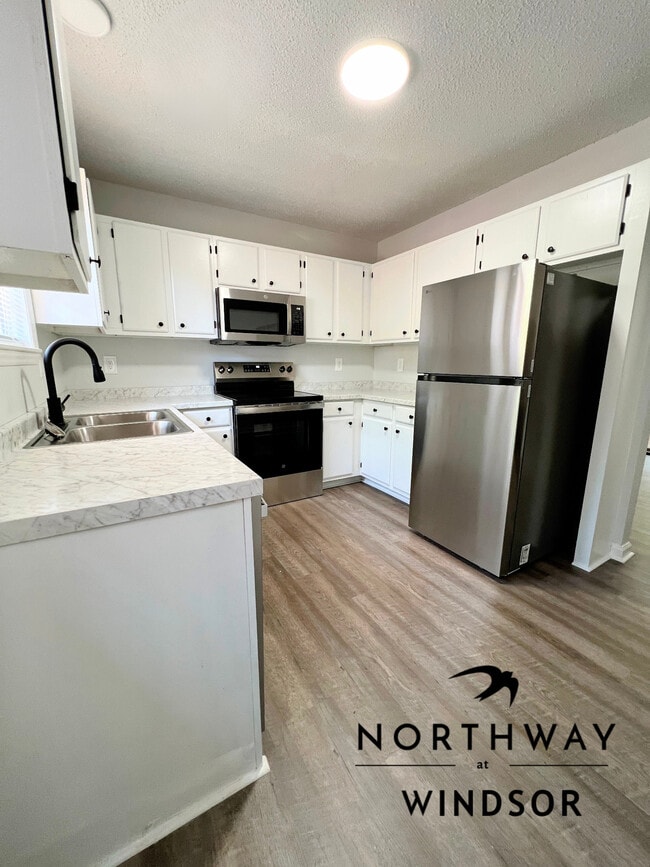 Building Photo - Northway at Windsor