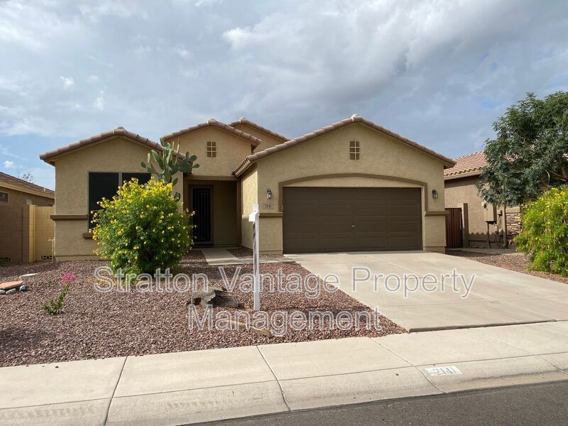 Foto principal - 2141 W San Tan Hills Dr