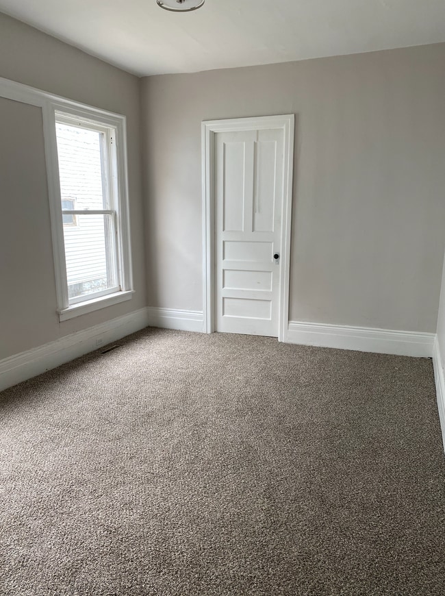 Building Photo - 133 Southside Pkwy