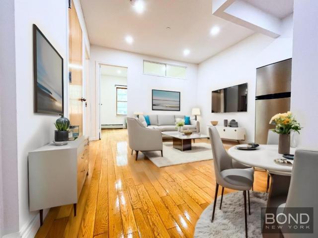 Foto principal - 2 bedroom in NEW YORK NY 10009