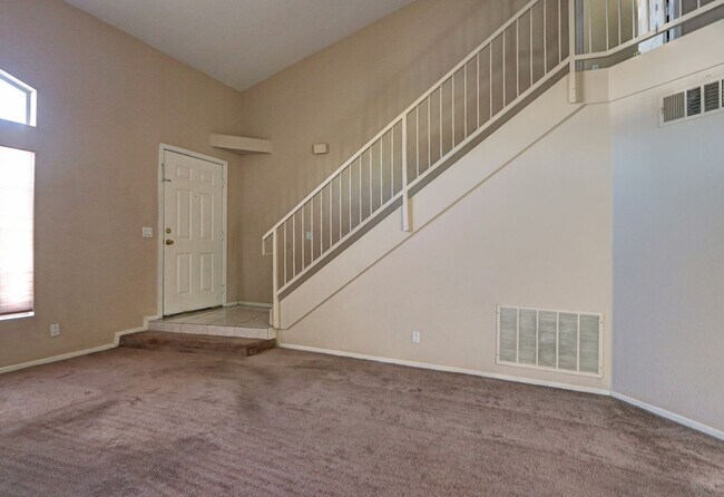Building Photo - 7973 Trea - Fantastic Southwest Townhome!