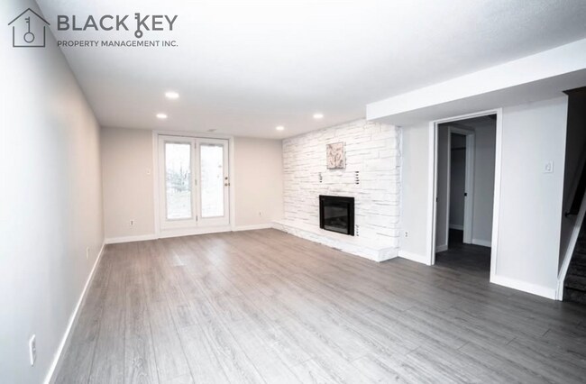 Photo du bâtiment - 107 Edgehill Crescent