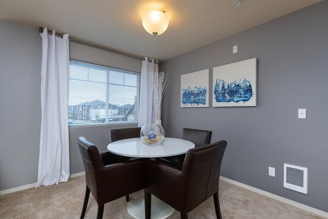 Foto del edificio - 20316 SW Kirkwood St
