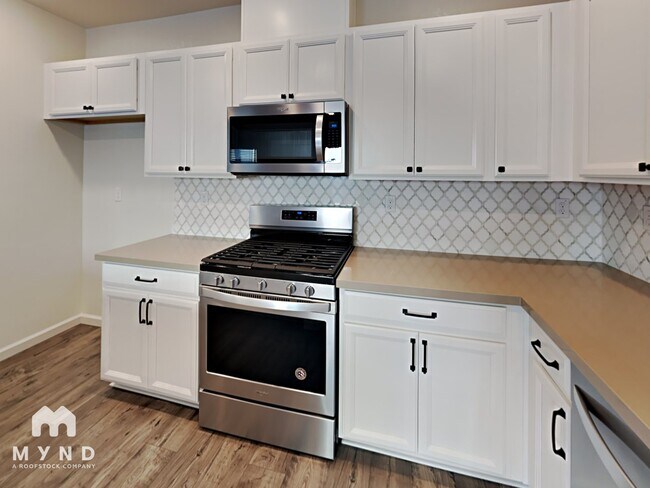 Foto del edificio - 3831 Berrybridge St