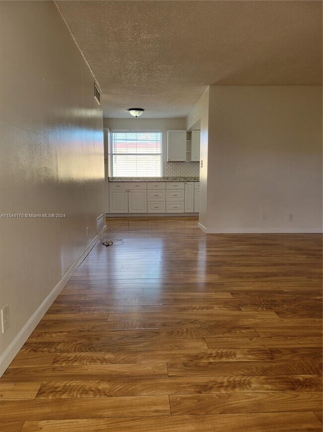 Foto del edificio - 2200 Taylor St