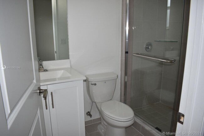Foto del edificio - 1486 SE 26th Ave