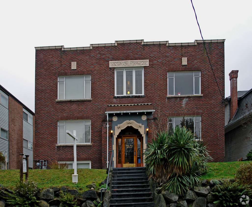 Building Photo - Terry Anne Apartments