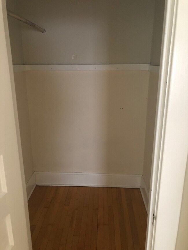 Foto del edificio - 411 N Wheeler St