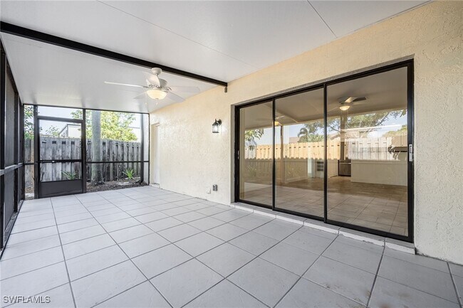 Foto del edificio - 11674 Pointe Cir