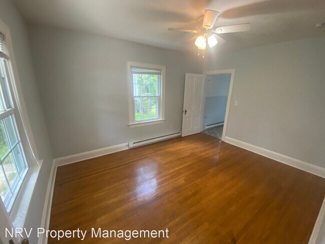 Foto del edificio - 4 br, 2 bath House - 317 Graves Avenue